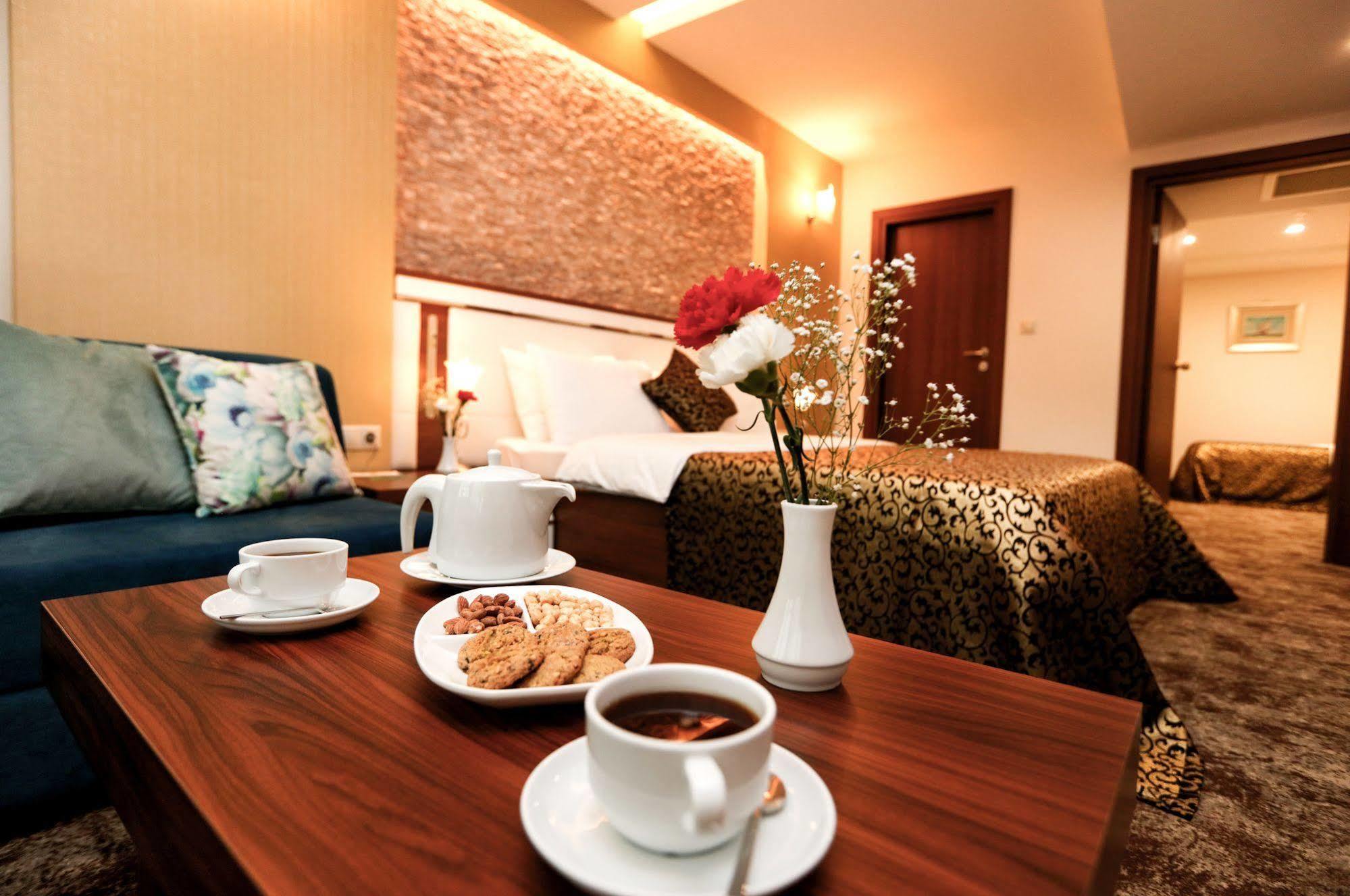 Ts Gold Otel Trabzon Exterior foto