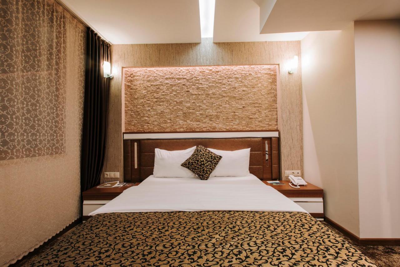 Ts Gold Otel Trabzon Exterior foto
